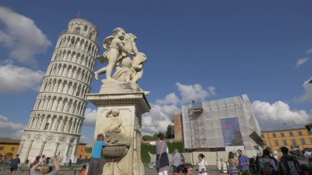 Fontana Dei Putti Dan Menara Pisa — Stok Video