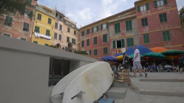 Turistas Praça Guglielmo Marconi Vernazza — Vídeo de Stock