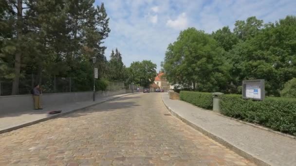 Gatan Innanför Vysehrad Prag Tjeckien — Stockvideo