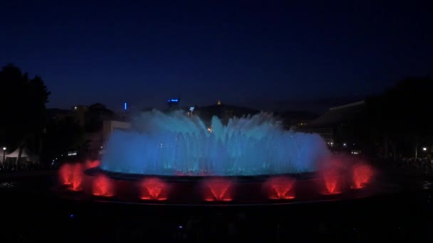 Spettacolo Notturno Acqua Alla Fontana Magica Montjuic — Video Stock