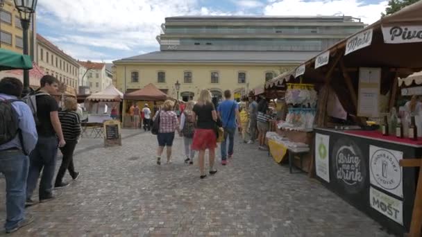 Visiting Street Market — Stock Video