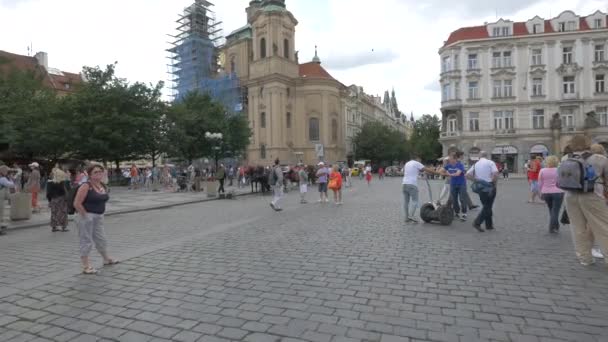 Walking Riding Segways Square — Stock Video