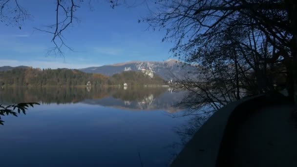 山中的湖泊 — 图库视频影像