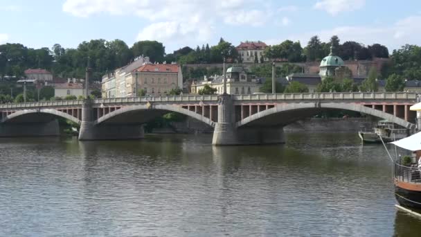 Манес Брідж Прага Чехія — стокове відео