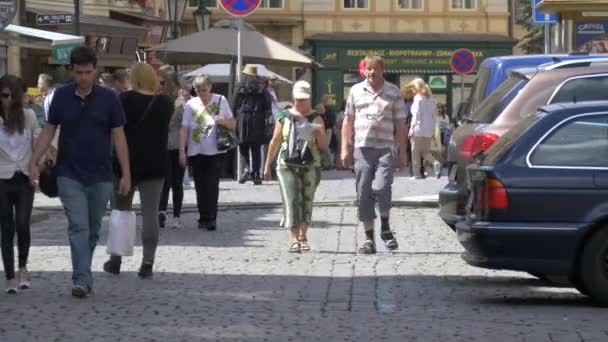 Caminando Por Calle Melantrichova — Vídeo de stock