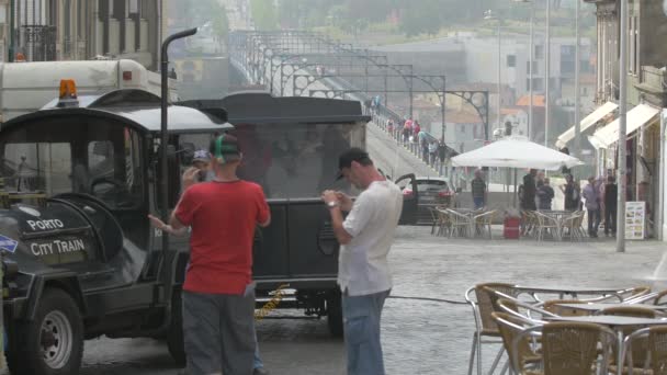 Turista Scattare Foto Con Treno Tour — Video Stock