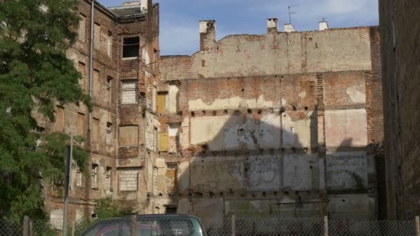 Clădiri Deteriorate Din Varșovia — Videoclip de stoc