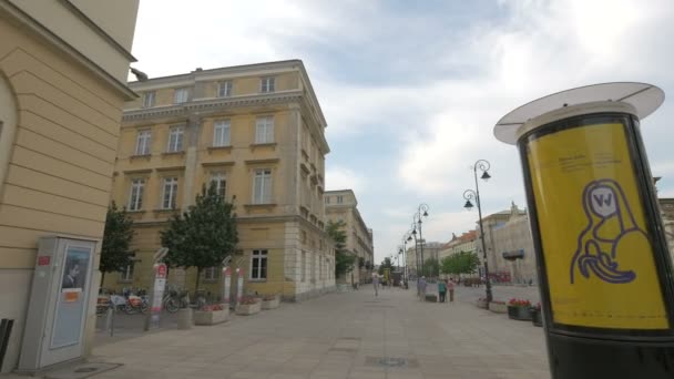 Krakowskie Przedmiescie Caddesi Ndeki Binalar — Stok video