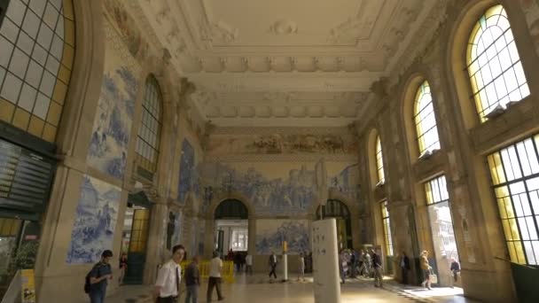 People Sao Bento Railway Station — Vídeo de Stock