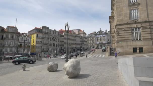 Tráfego Uma Junção Rua — Vídeo de Stock