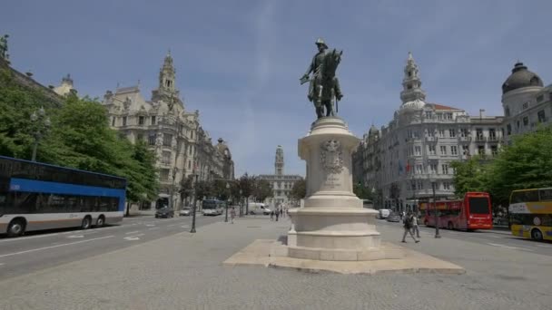 Het Standbeeld Van Koning Dom Pedro Porto — Stockvideo