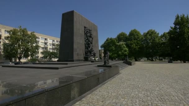 Monumentet Över Gettohjältarna — Stockvideo