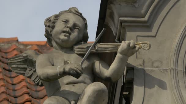 Statue Enfant Jouant Violon — Video