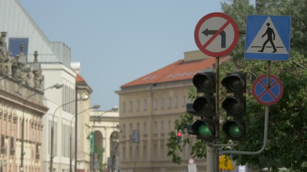 Feux Circulation Panneaux Routiers — Video