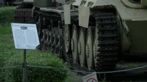 Räder Eines Panzers Polnischen Armeemuseum — Stockvideo