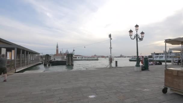 Laguna Vista Desde Paseo Marítimo — Vídeos de Stock