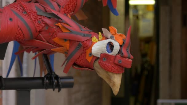 Rubber Bird Decoration Close — стоковое видео
