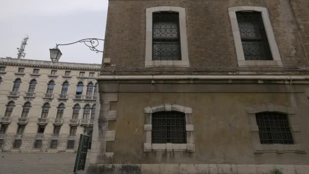 Gebouw Nabij Palazzo Labia — Stockvideo