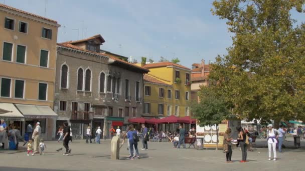 Campo Santa Margherita Yürüyen Insanlar — Stok video