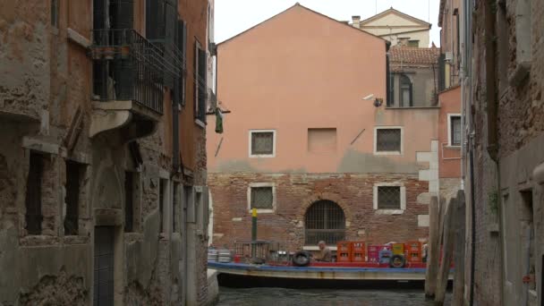 Boat Floating Old Buildings — Stock Video