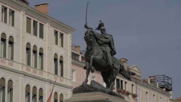 Statua Equestre Vittorio Emanuele — Video Stock