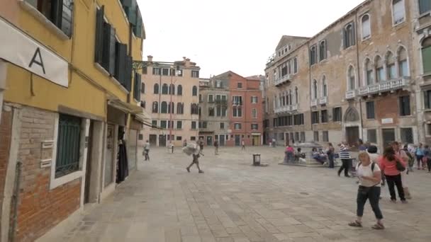 Площа Старими Будинками — стокове відео