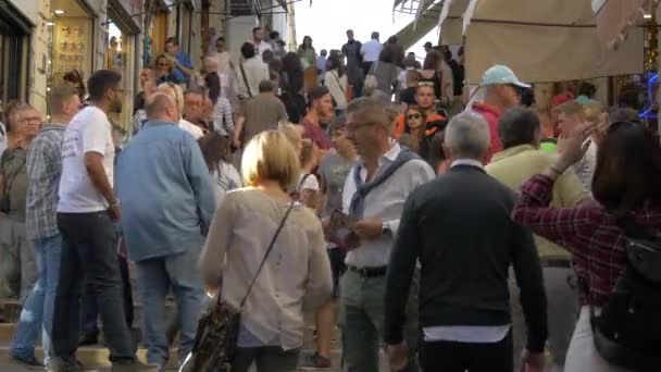 Walking Crowded Street — Stock Video