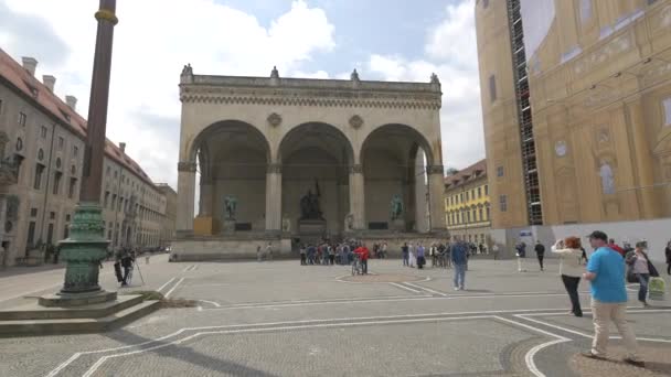 Die Feldmarschallhalle Auf Dem Odeonsplatz — Stockvideo