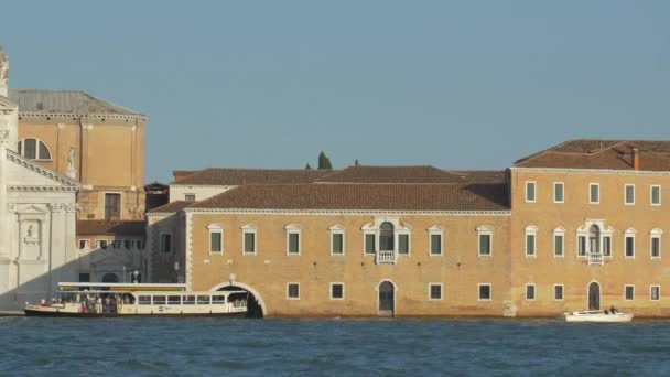 San Giorgio Maggiore Kyrka Och Andra Byggnader — Stockvideo