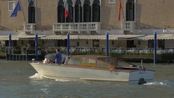 Boten Varen Grand Canal — Stockvideo