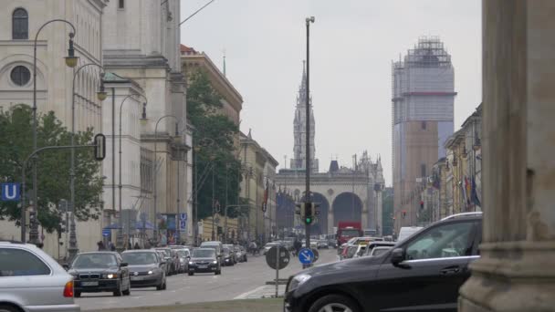 Άποψη Της Οδήγησης Στην Οδό Ludwigstrasse — Αρχείο Βίντεο