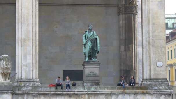 Статуя Карла Вреде Зале Фельдмаршала — стоковое видео