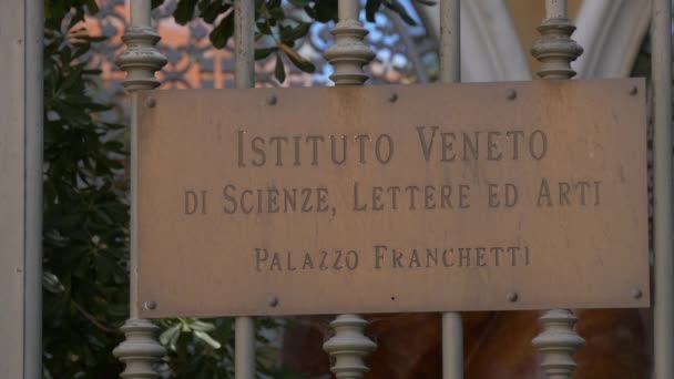 Palazzo Franchetti Name Plate — стоковое видео