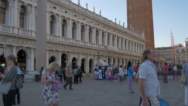 Pessoas Caminhando Piazza San Marco — Vídeo de Stock