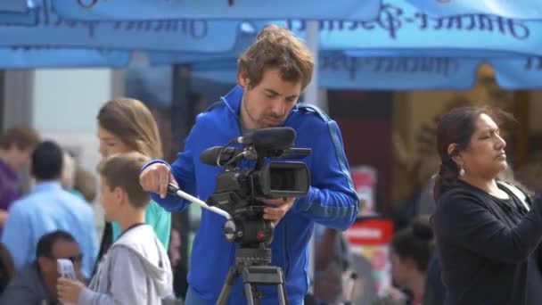 Camera Een Straat — Stockvideo