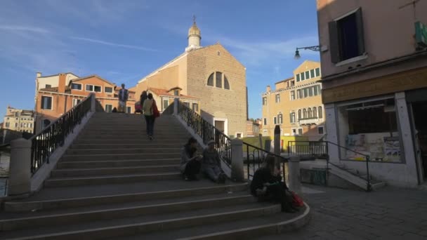 Ponte Perto Igreja San Pantalon — Vídeo de Stock