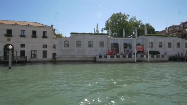 Byggnader Canal Grande Venedig Italien — Stockvideo