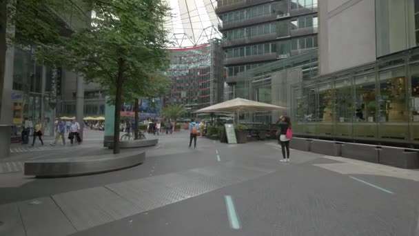 Walking Sony Center Plaza Berlin — Stock Video