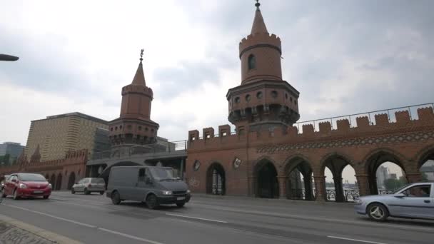 Oberbaumbron Berlin — Stockvideo