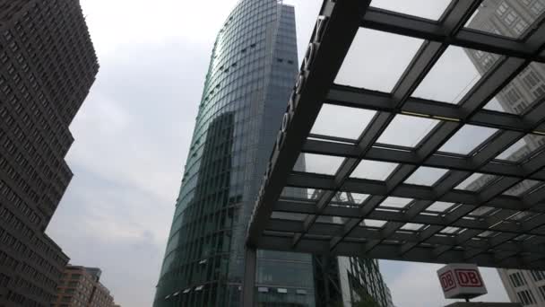 柏林的现代办公大楼 — 图库视频影像