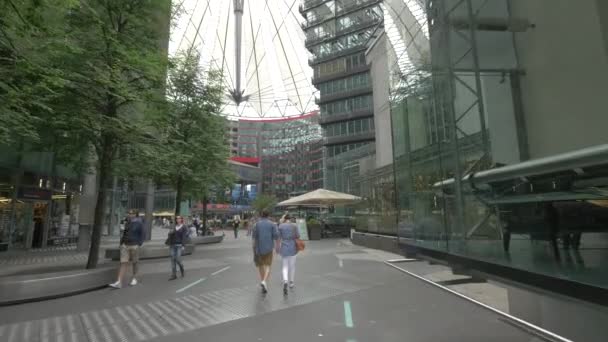 Walking Sony Center Plaza Berlin — Stock Video