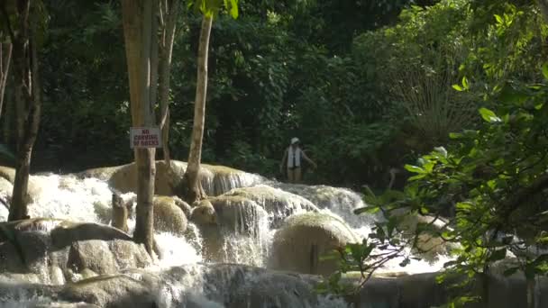 Gebouwd Bij Dunn River Falls Jamaica — Stockvideo