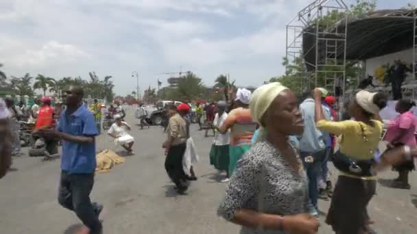 Mujer Haitiana Bailando Puerto Príncipe — Vídeo de stock