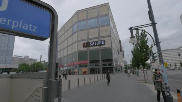 Signos Edificio Alexanderplatz Berlín — Vídeos de Stock