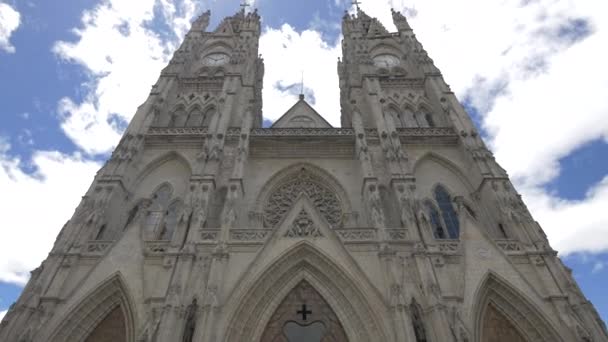 Angle Bas Basilique Vœu National — Video