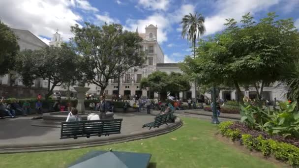 Fontein Het Onafhankelijkheidsplein Quito — Stockvideo