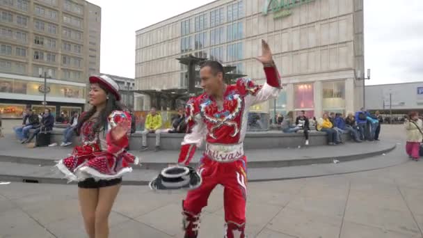 Dancing Water Fountain Alexanderplatz — Stock Video