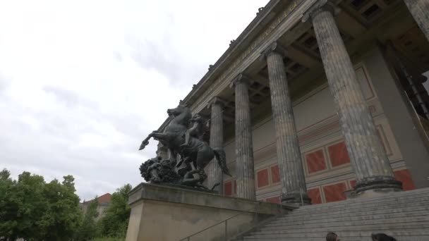 Berlin Deki Altes Müzesi Nde Binicilik Yapıyor — Stok video