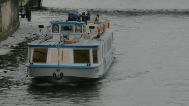 Barco Con Turistas Río — Vídeos de Stock