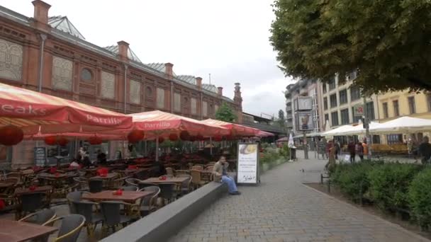 Restaurant Tables Hackescher Markt Berlin — Stockvideo